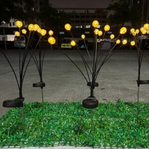 Solar lawn light